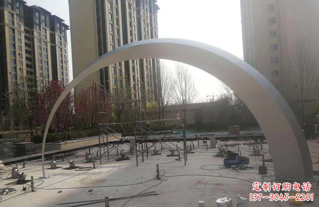 威海不锈钢小区拱门雕塑美化环境