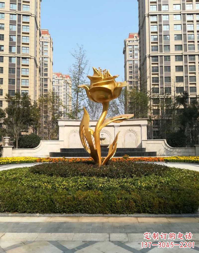 威海不锈钢小区玫瑰花雕塑浓郁情感的视觉体验