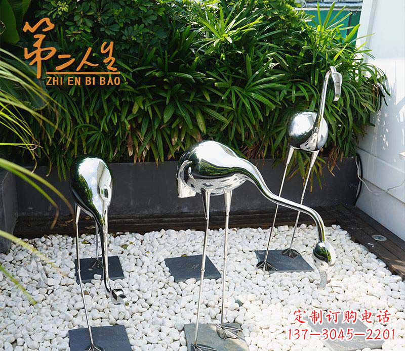 威海不锈钢仙鹤雕塑象征着吉祥和美景