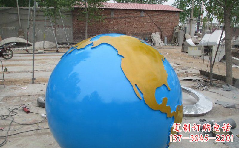 威海不锈钢校园地球雕塑象征着全球友好