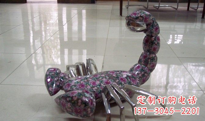 威海不锈钢蝎子雕塑精美的装饰品