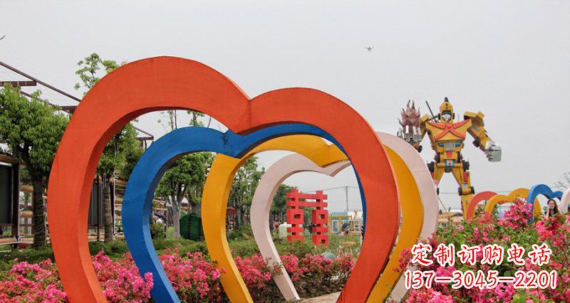 威海不锈钢心形拱门雕塑——浪漫之门