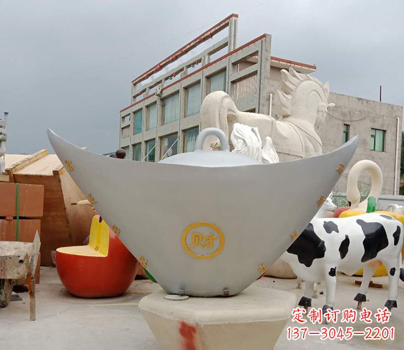 威海不锈钢元宝雕塑精美而珍贵