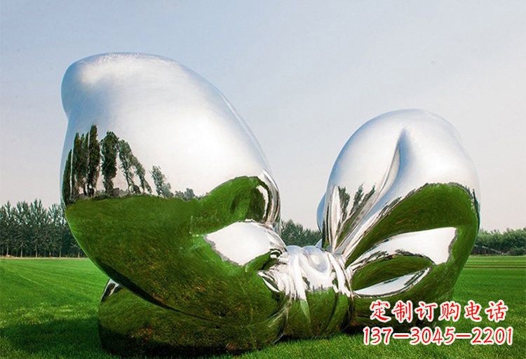 威海艺术之美——不锈钢园林大型蝴蝶结雕塑