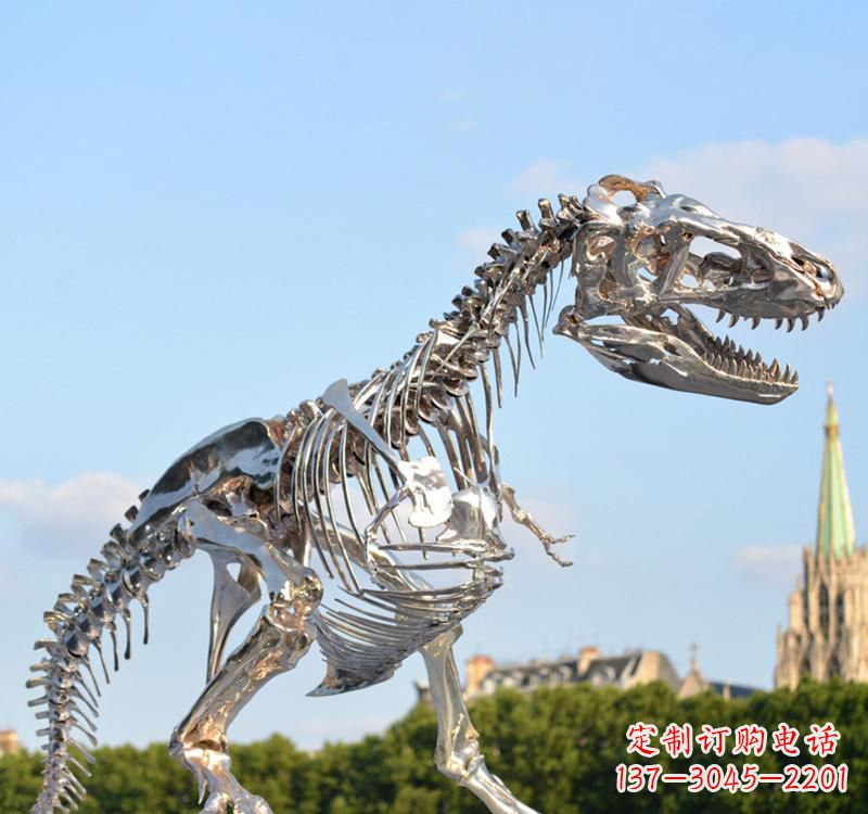 威海不锈钢恐龙雕塑精致纪念它们的存在