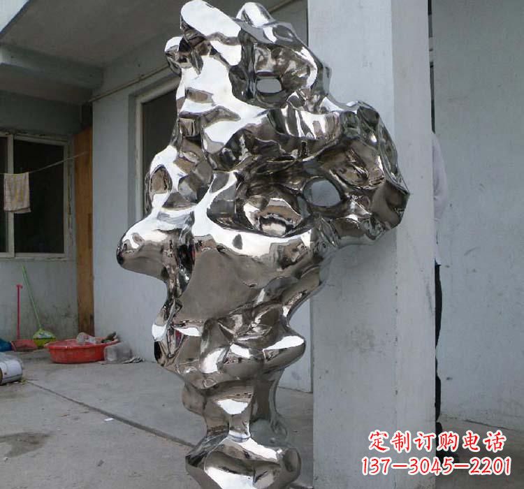威海太湖石雕塑精美绝伦的不锈钢园林景观