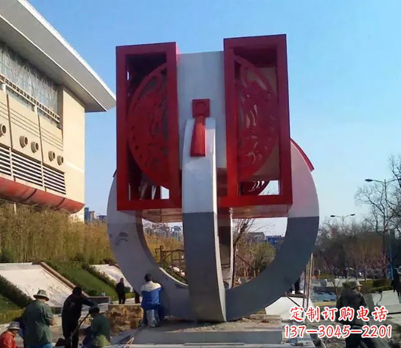 威海不锈钢圆环雕塑象征着永恒的美