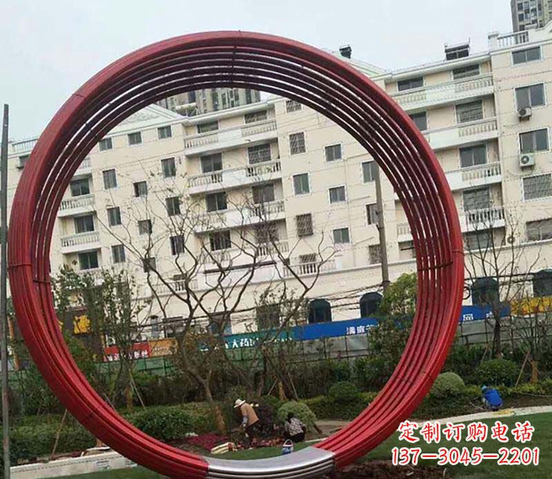 威海不锈钢圆环雕塑精致而经久耐用