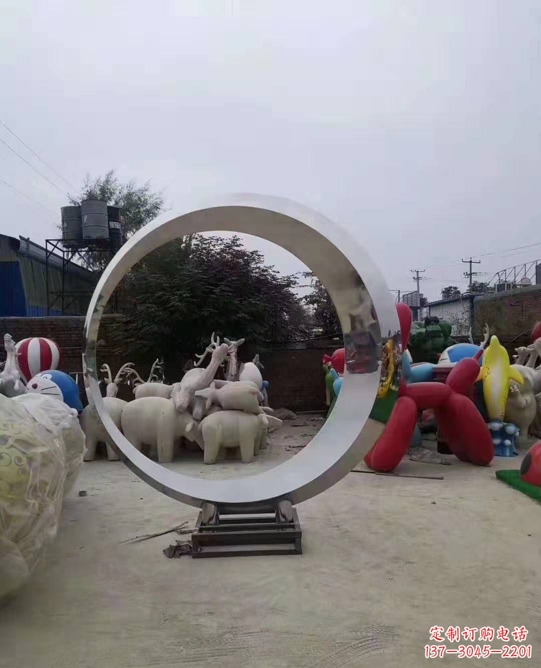 威海不锈钢圆环雕塑,点缀环境美景