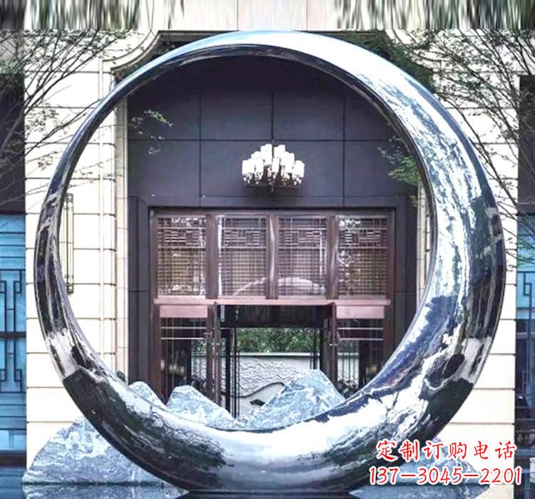 威海精美的不锈钢圆环雕塑