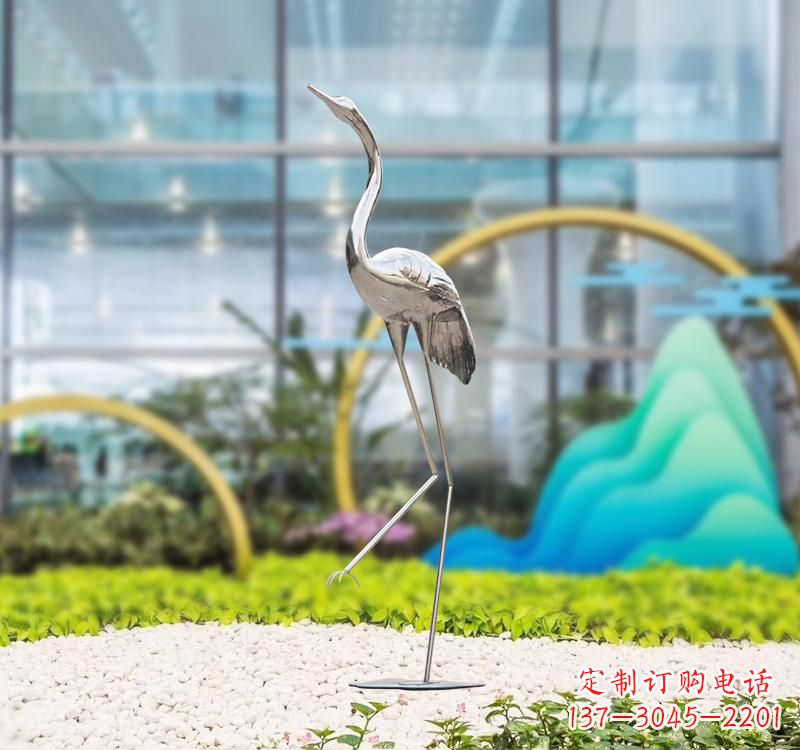 威海不锈钢展翅仙鹤雕塑