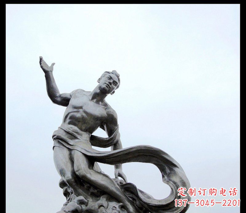 威海浪花上的勇敢者——不锈钢站立的男人雕塑