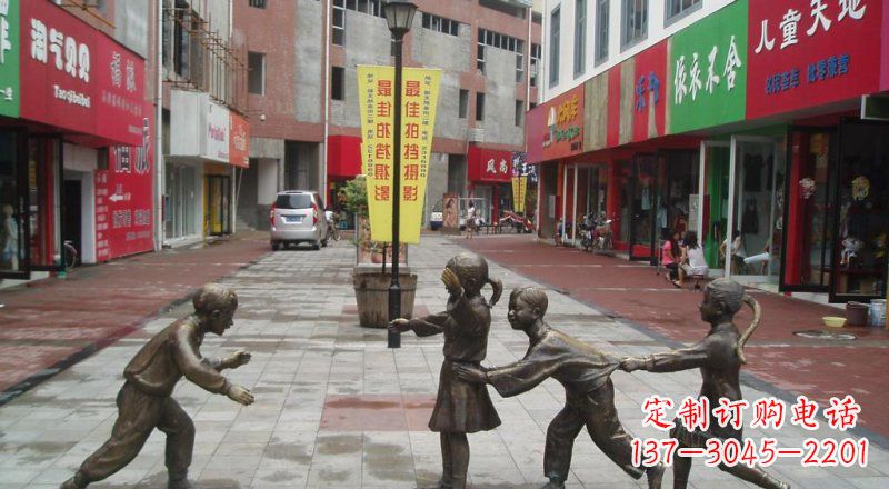 威海老鹰猎食雕塑