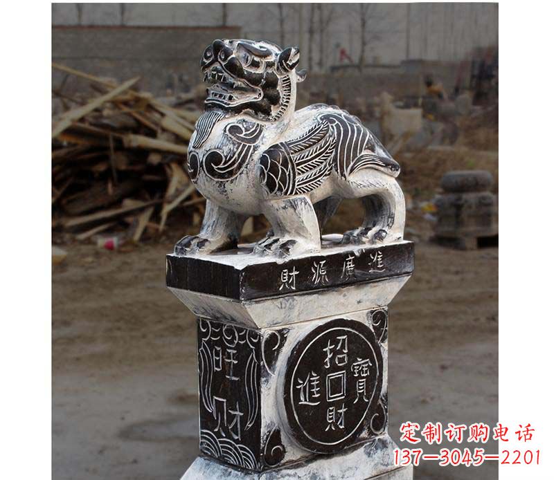 威海门墩雕塑财源广进的象征