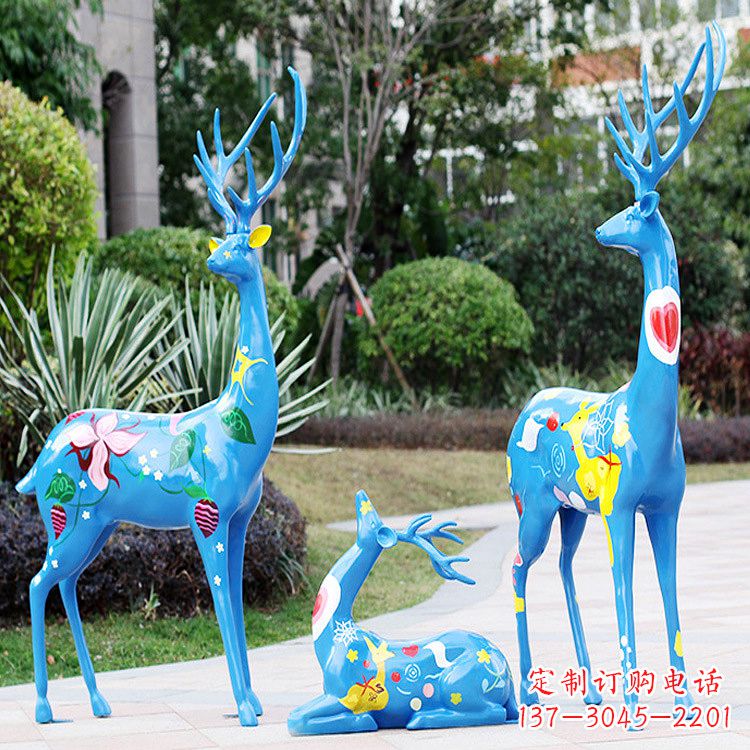 威海精美绝伦的动物雕塑——玻璃钢彩绘鹿
