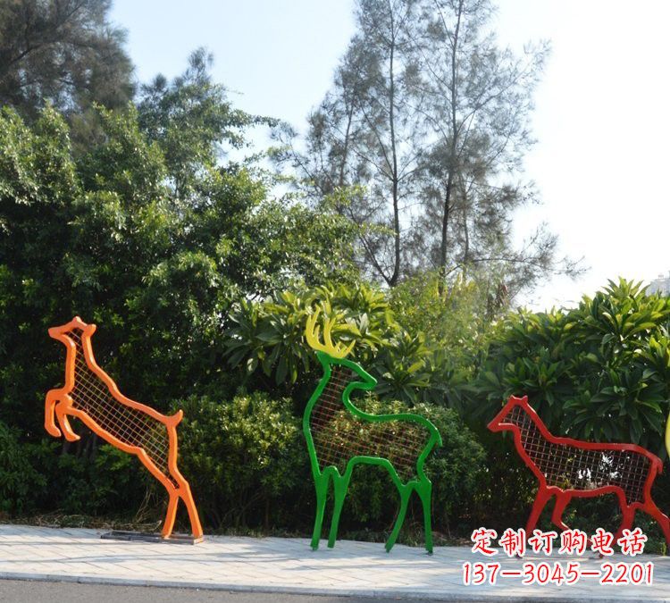 威海彩色不锈钢剪影梅花鹿雕塑