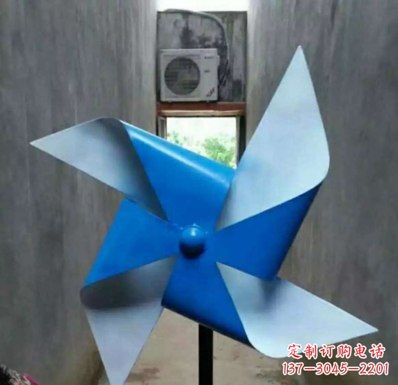 威海色彩斑斓的不锈钢风车雕塑
