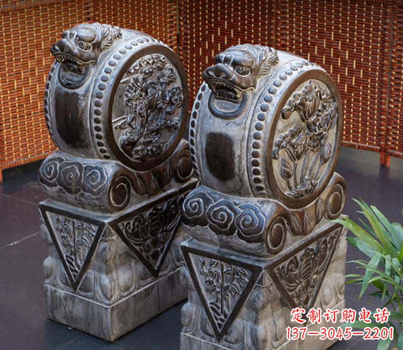 威海仿古石门墩雕塑,提升茶楼景观