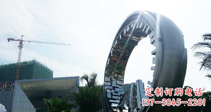 威海美丽而优雅的不锈钢圆环雕塑