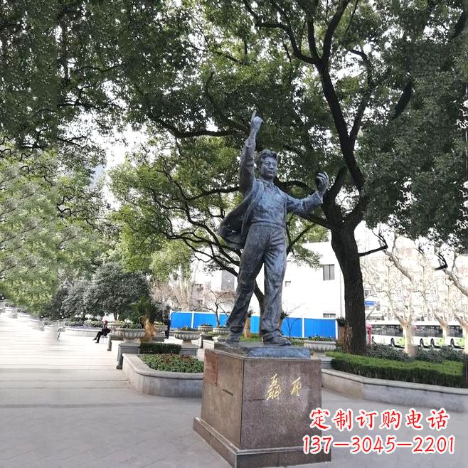 威海聂耳传奇一座铜雕的赞歌