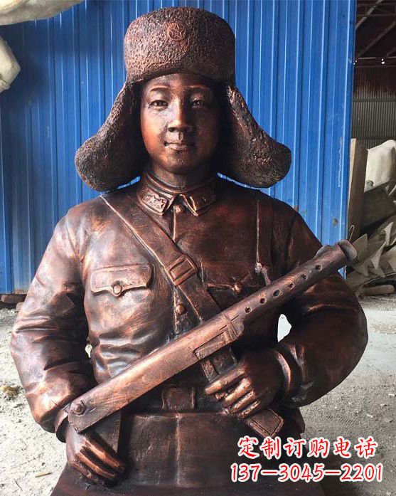 威海持枪的雷锋半身像