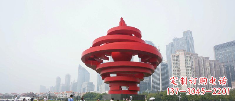 威海火炬雕塑标志五月风光