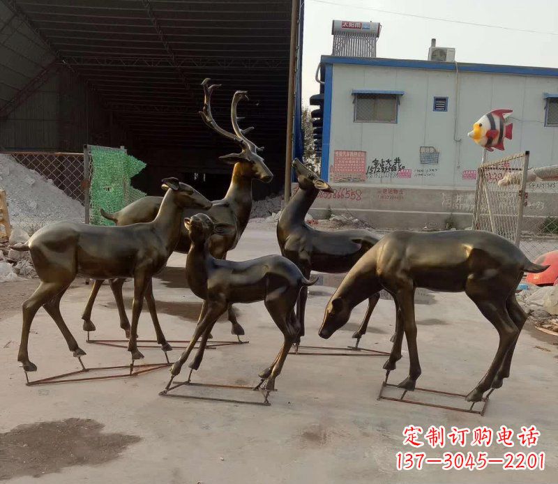 威海鹿雕塑抽象之美