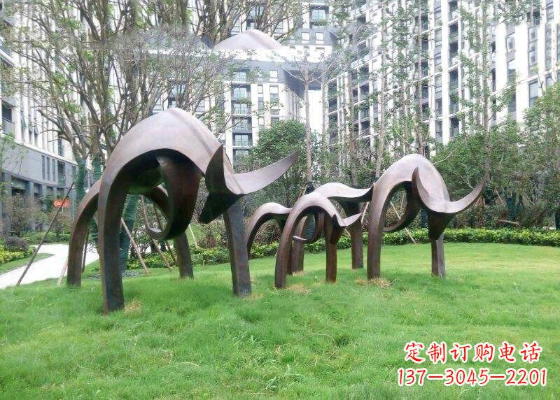 威海抽象牛铸铜雕塑-小区园林草坪动物摆件