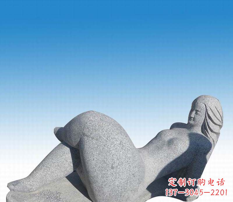 威海活力四射的女孩雕塑