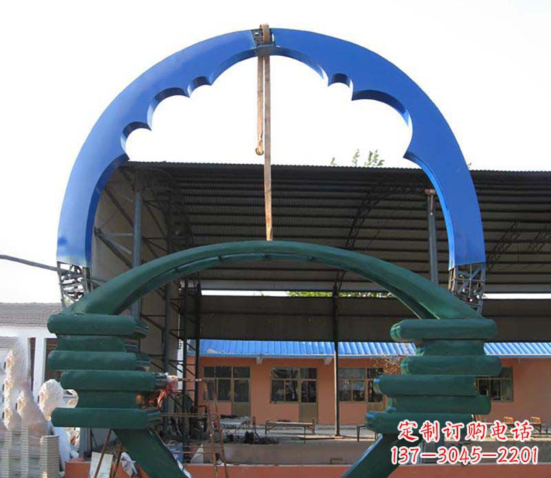 威海抽象圆环不锈钢路边雕塑