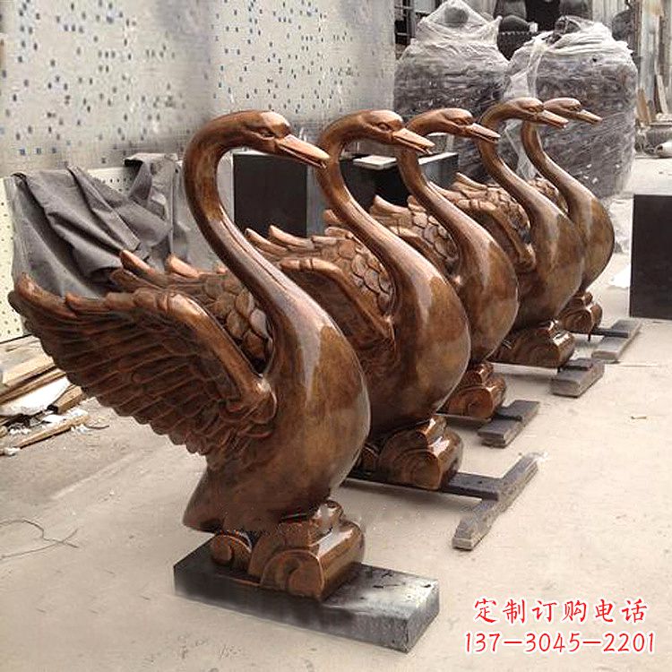 威海精美纯铜喷水天鹅雕塑