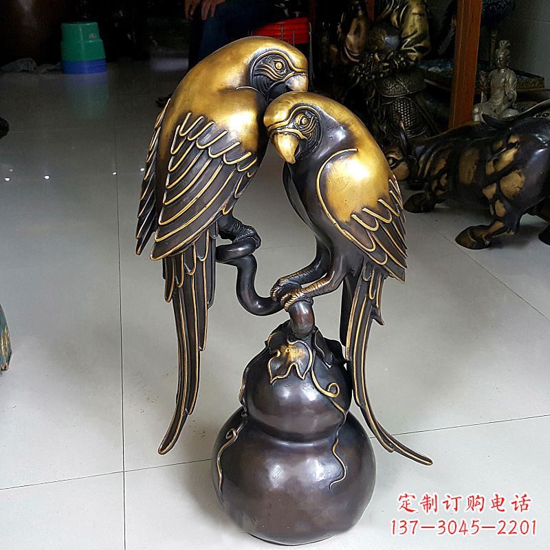 威海铸造纯铜鹦鹉雕塑