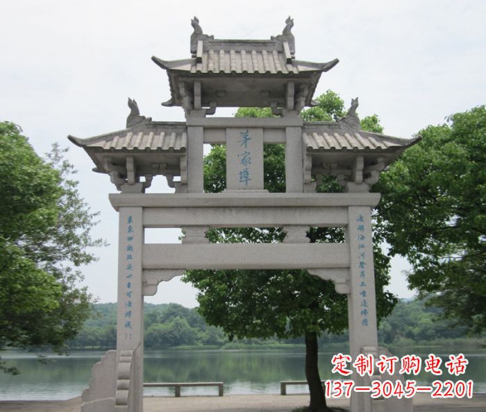 威海大理石单门牌楼雕塑精美的艺术瑰宝