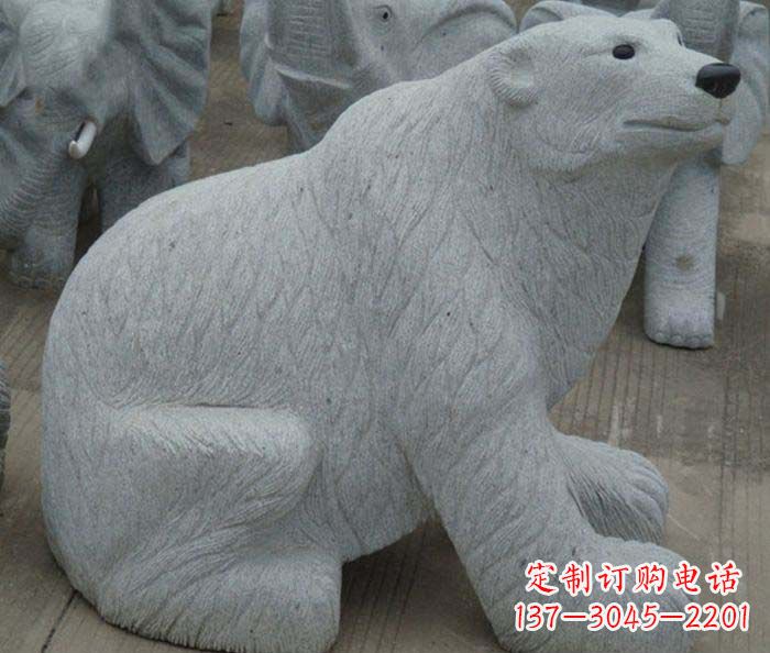 威海精美大理石雕刻的北极熊