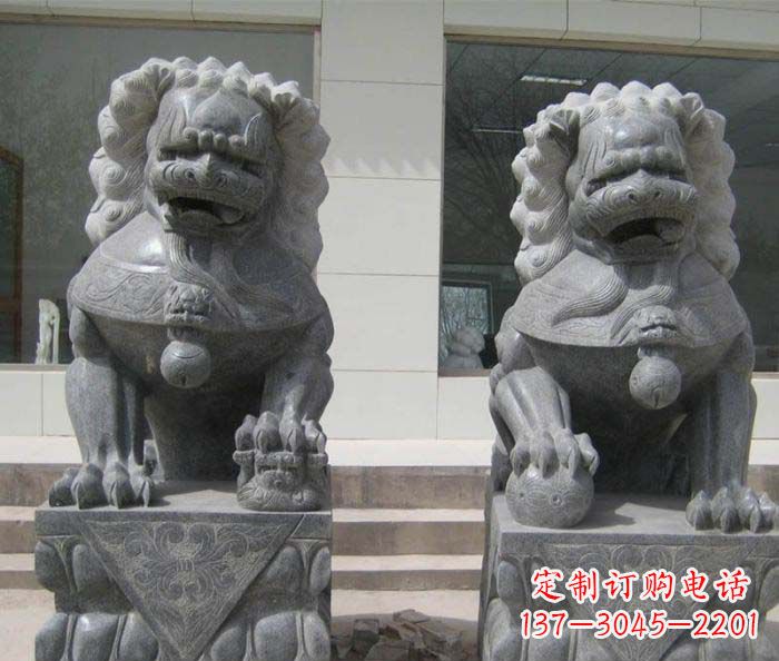 威海大理石雕刻的狮子雕塑