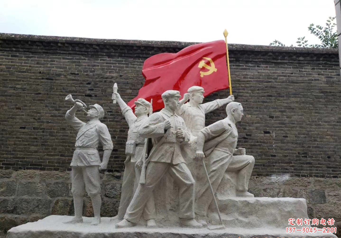 威海红军雕塑把热血革命历史永久留存