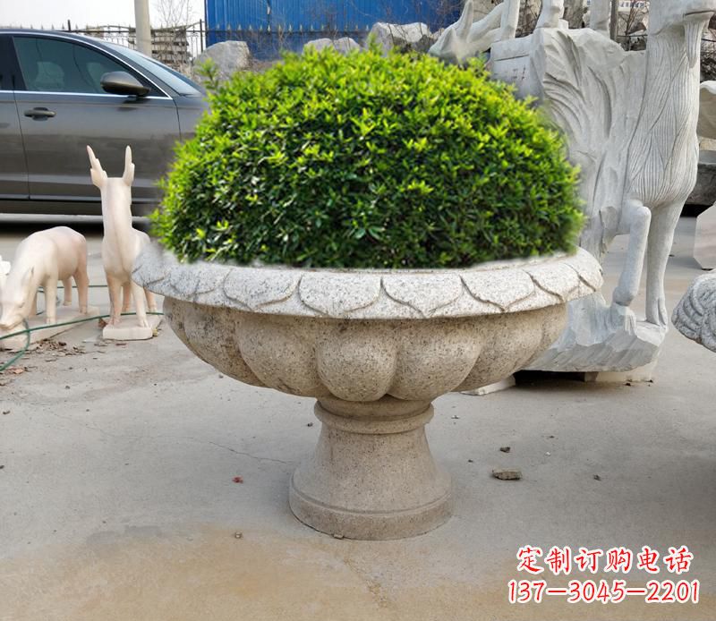 威海优雅大理石花盆雕塑