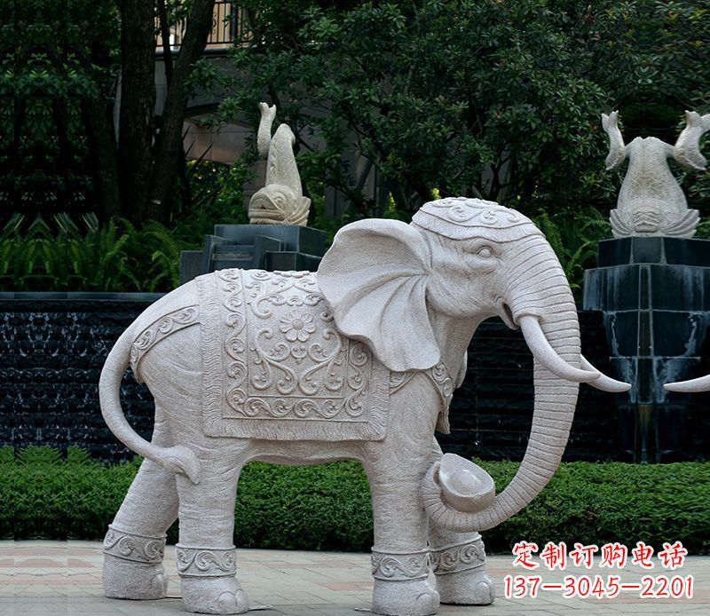 威海以大理石为材料的完美大象雕塑