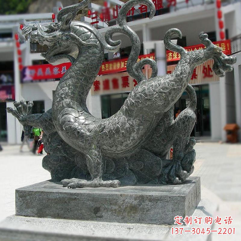 威海传统的象征——大理石青龙雕塑