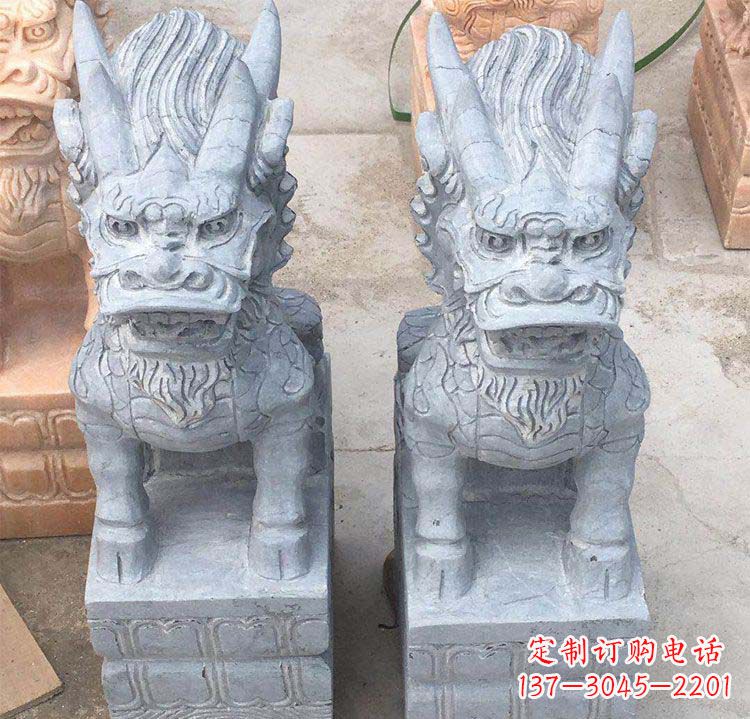 威海雄伟壮观的白色大理石麒麟坐式门口雕塑