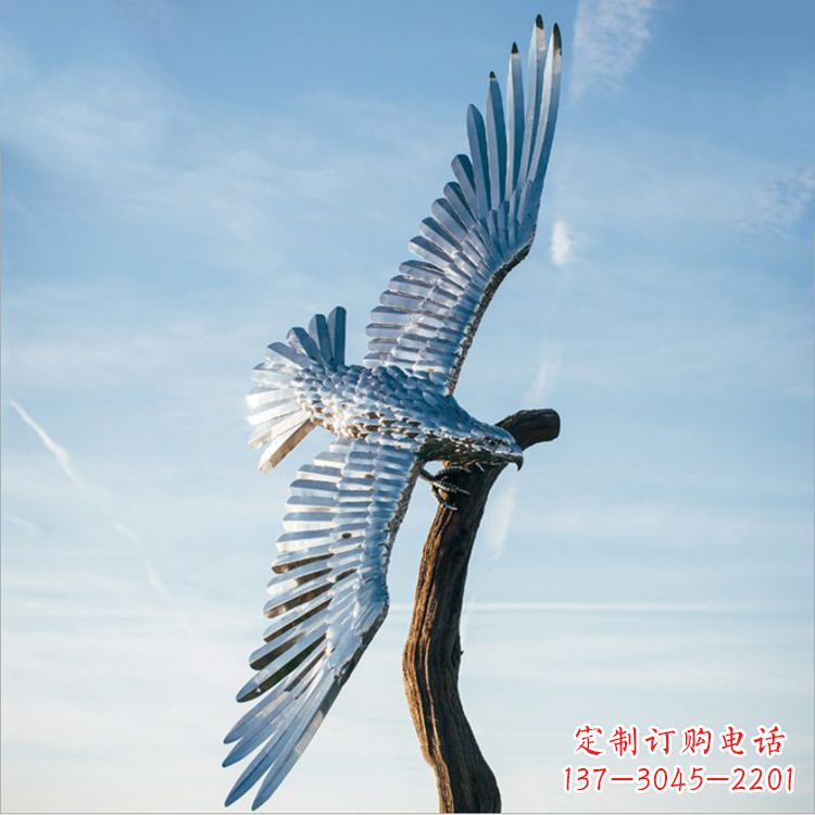 威海大鹏展翅老鹰不锈钢雕塑