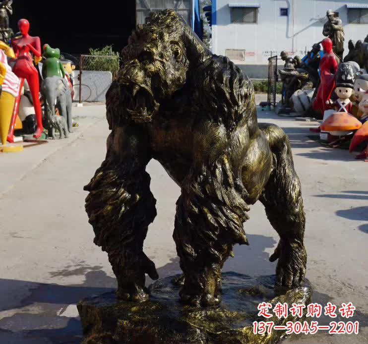 威海中领雕塑精美大猩猩铜雕