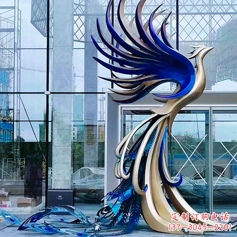 威海精美彩绘不锈钢孔雀雕塑