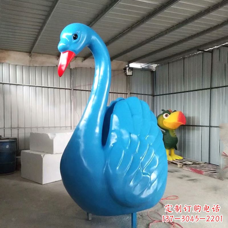 威海大型彩绘天鹅雕塑