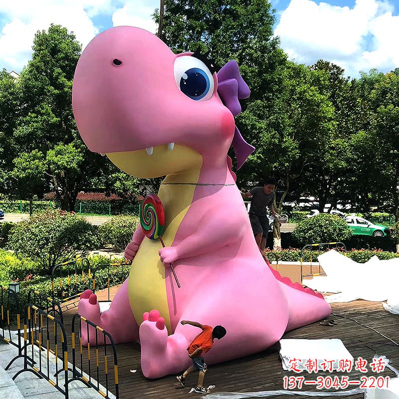 威海大型卡通恐龙雕塑摆件-商场儿童游乐场大型动物景观雕塑