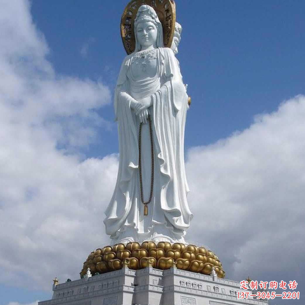 威海汇聚神灵精灵的大型观音石雕