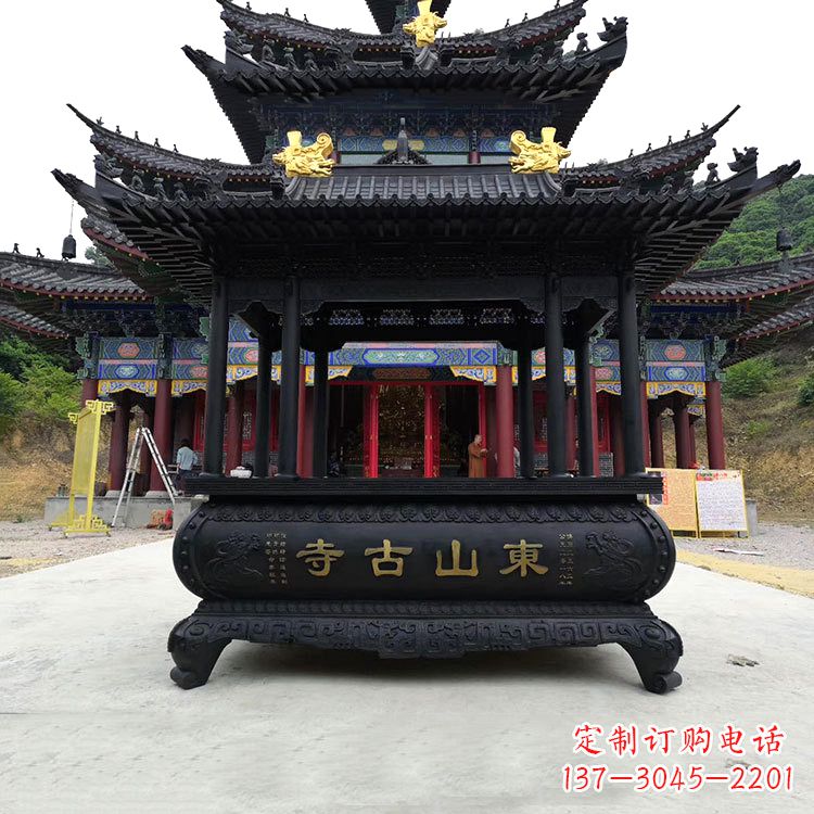 威海优雅古典大型香炉雕塑