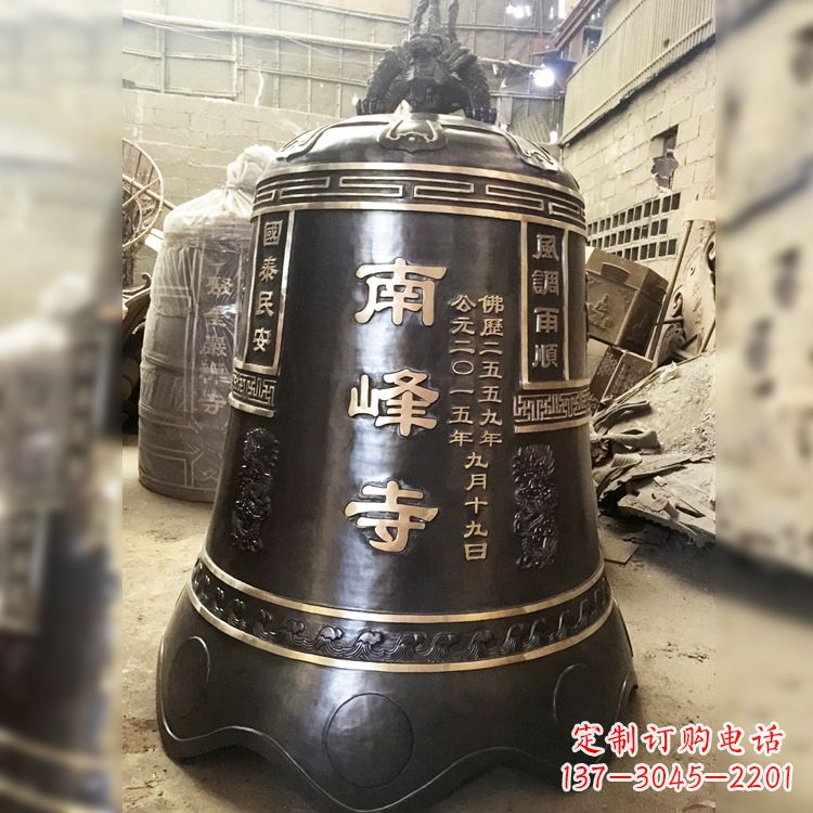 威海大型铜钟雕塑,用精湛工艺刻画出非凡品质