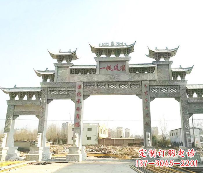 威海别具一格的大型五门石雕牌楼