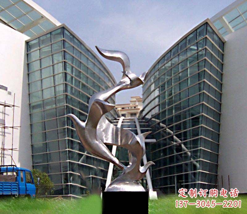 威海大雁不锈钢雕塑